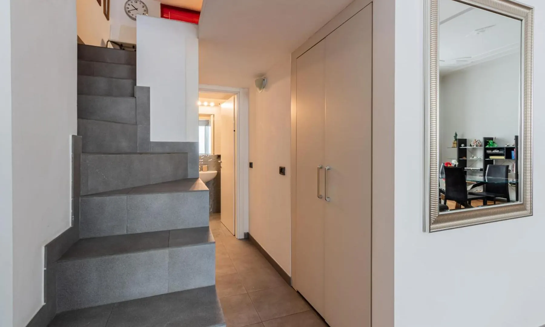 Homeby, Maisonette Lodovica Milan 0*,